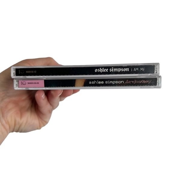 Lot Of 2 Ashlee Simpson Music CDs Autobiography & I Am Me - Picture 2 of 9